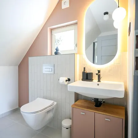 Pipacs Es Buborek Διαμέρισμα *