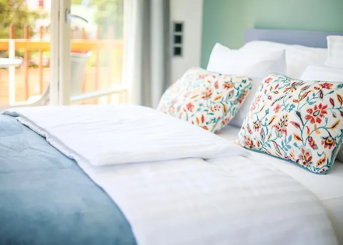 Pipacs Es Buborek アパート