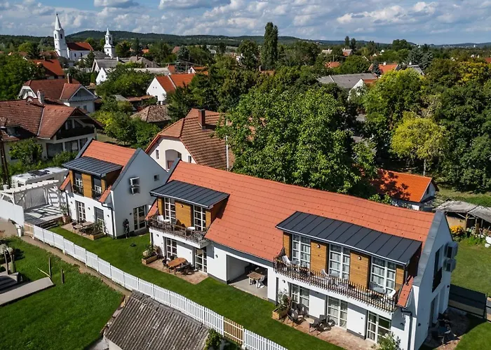 Apartament Pipacs Es Buborek Balatonudvari